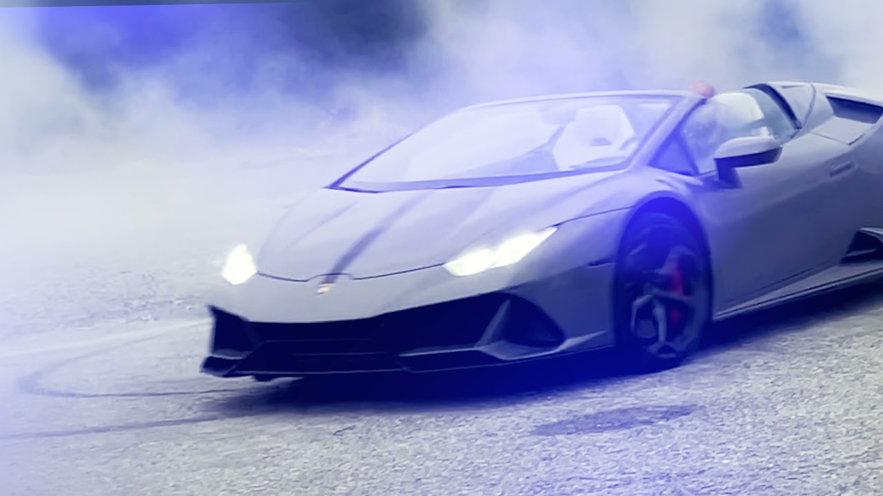 NEW Lamborghini Huracan Evo Doing Doughnuts #Shorts